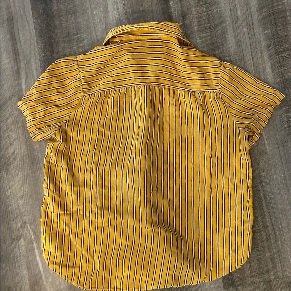 Unique Men’s button down Size M - Picture 2 of 2